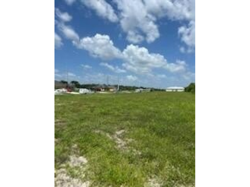 Build your dream home on this oversized freshwater canal lot in - photo 20