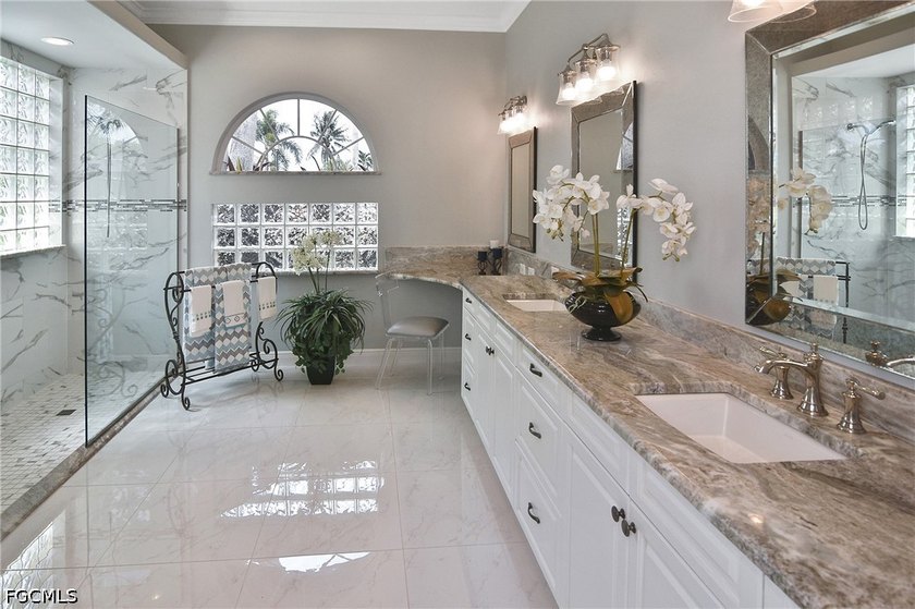 This stunning expanded Oxford model by Arthur Rutenberg is sure - photo 22