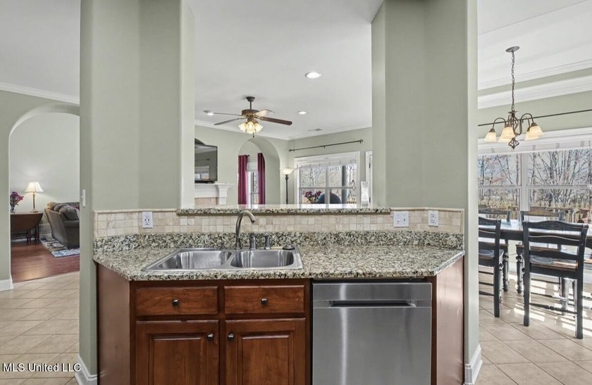 Spacious Living in a Prime Location! Welcome home to this - photo 22