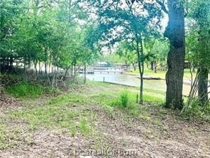 Waterfront Cabin with Electric, Water and Aerobic Septic in a - photo 4