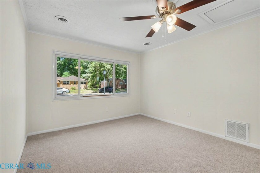 Outstanding all brick rancher! HGTV Special! Move-in ready! Open - photo 22
