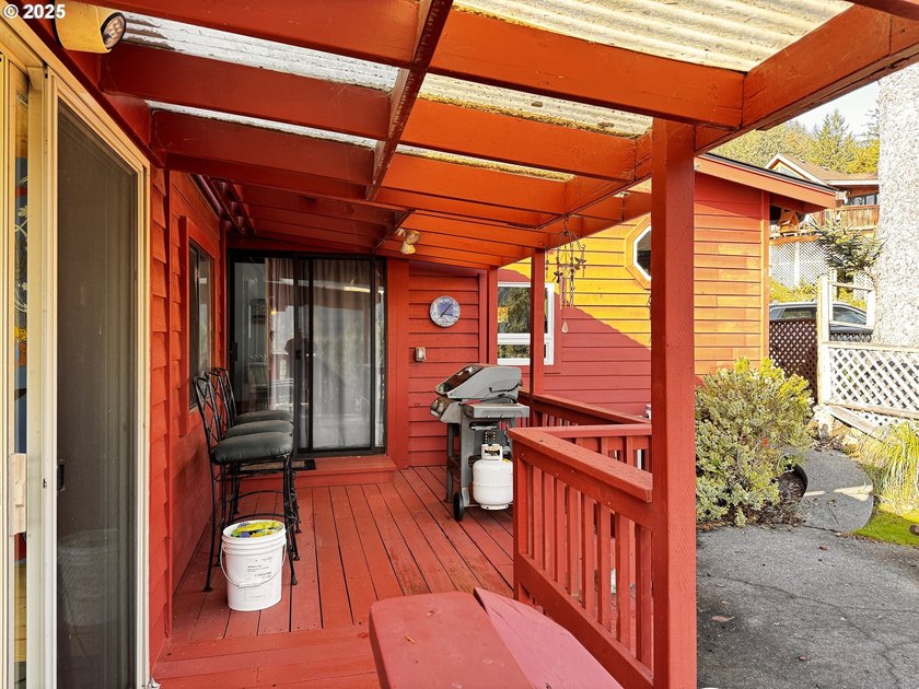 OCEAN VIEWS from this large, active vacation rental at - photo 41
