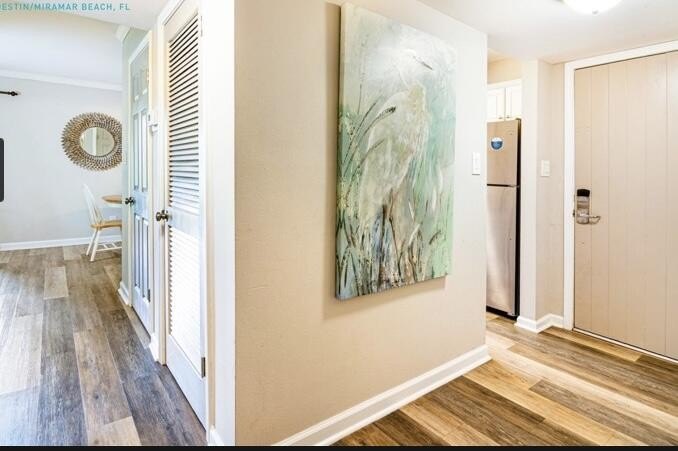 Come see this perfectly upgraded 3 bedroom/ 2 bath ground level - photo 9