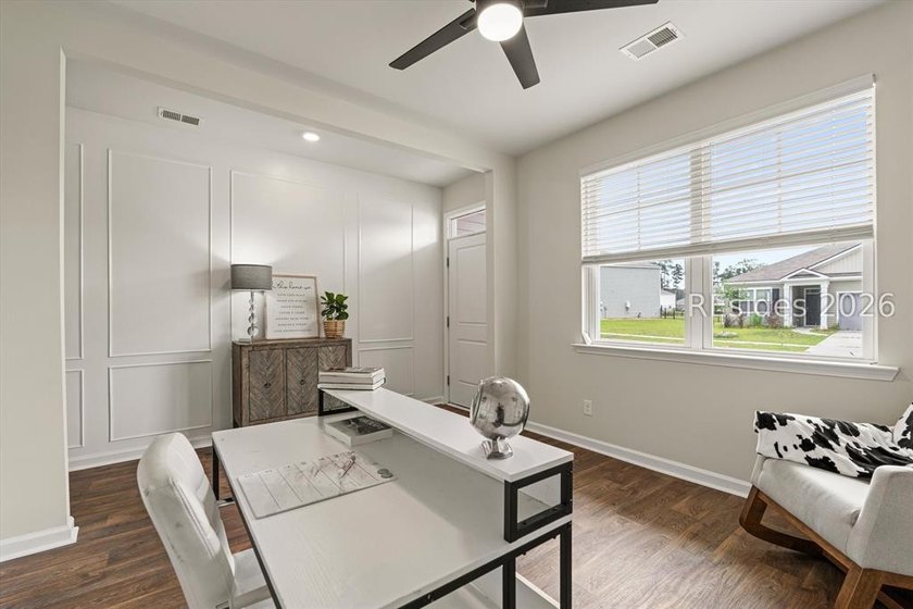 Welcome to 49 Cedar View Circle in the highly sought-after - photo 4