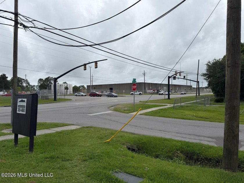 Rare investment opportunity directly across from the north - photo 17