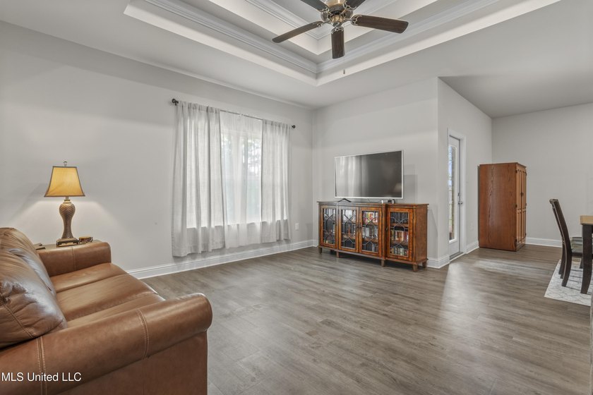 This practically brand-new home is hitting the market at a value - photo 16