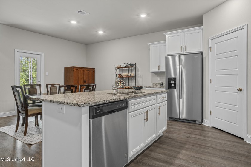 This practically brand-new home is hitting the market at a value - photo 20