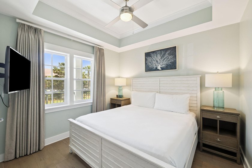 Destin Luxury on Scenic HWY 98 on the corner of Henderson Beach - photo 26