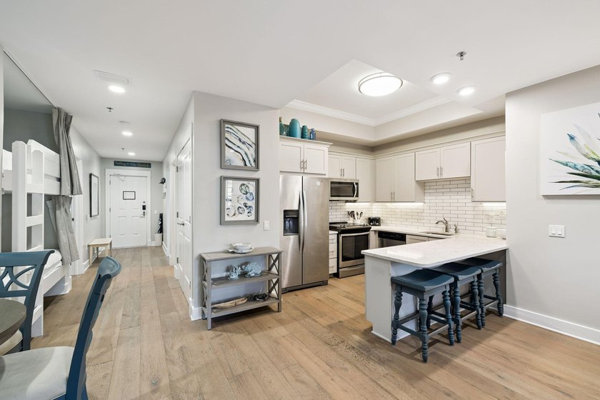 Destin Luxury on Scenic HWY 98 on the corner of Henderson Beach - photo 32