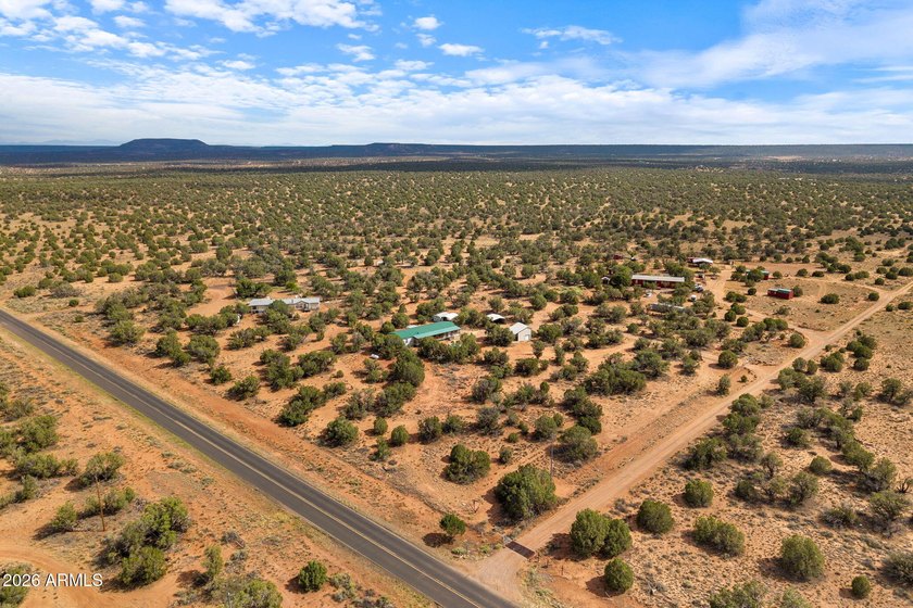Enjoy country living on 4 fully fenced acres with plenty of room - photo 35