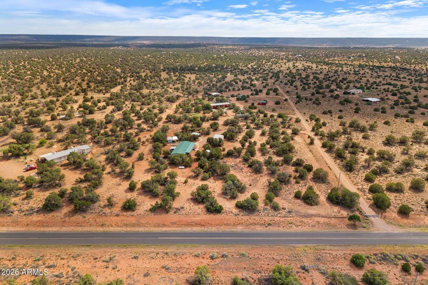 Enjoy country living on 4 fully fenced acres with plenty of room - photo 36