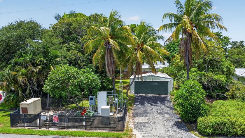 ATTENTION INVESTORS! Prime location in Boynton Beach! - photo 40