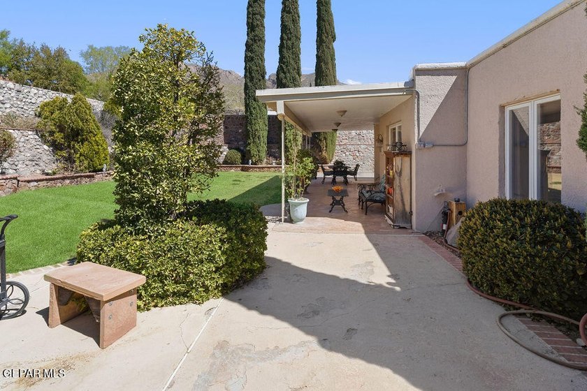 Set within Coronado Country Club Estates, just steps from - photo 41