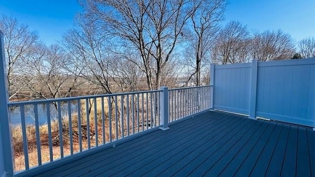 Welcome home to Waterside Condominiums! Conveniently located and - photo 7