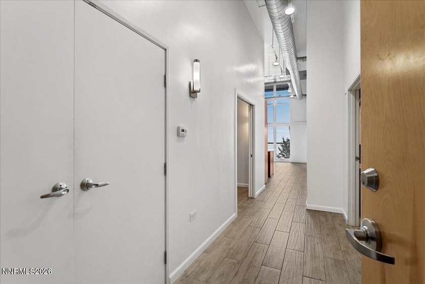Welcome to Unit 316 at The Montage, where modern updates, luxury - photo 4