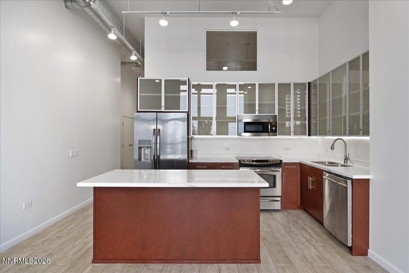 Welcome to Unit 316 at The Montage, where modern updates, luxury - photo 7