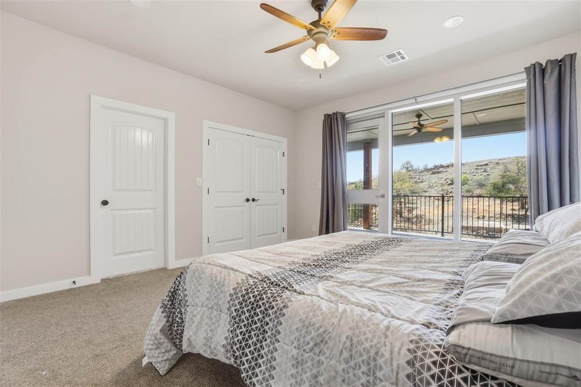 Spacious Modern Retreat in Charming Medicine Park - Proven - photo 23