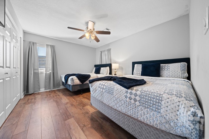 Fully furnished 2 bedroom 2 bath condo located on 7 South - photo 39