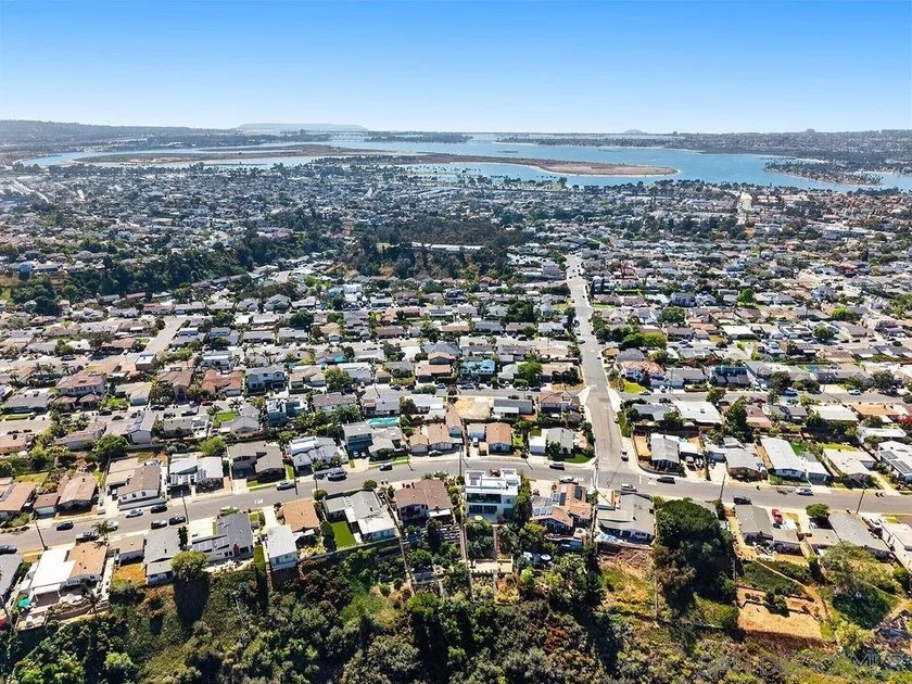 RARE OPPORTUNITY - A premier residential lot nestled in the - photo 3