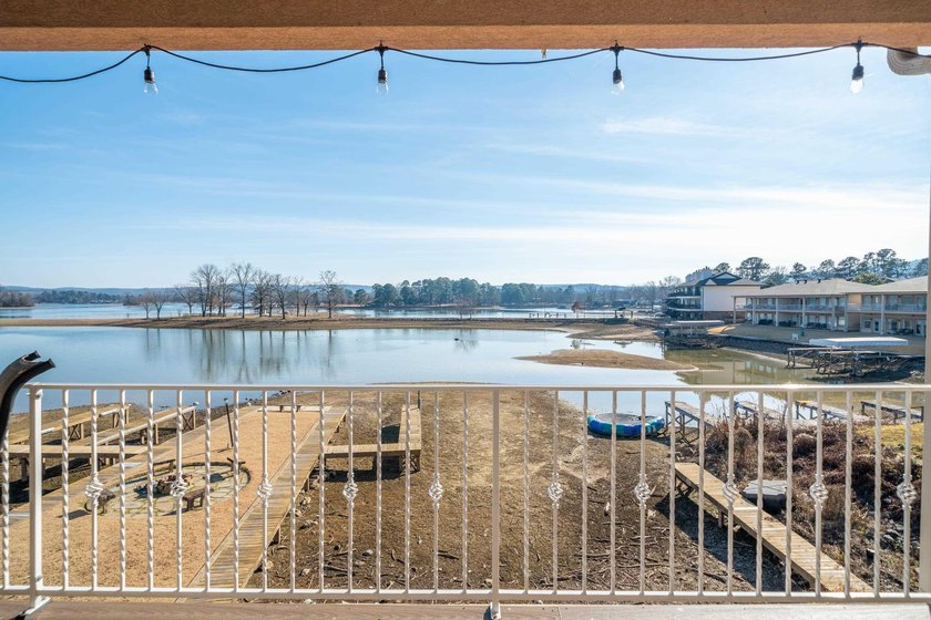 Fully furnished 2 bedroom 2 bath condo located on 7 South - photo 47