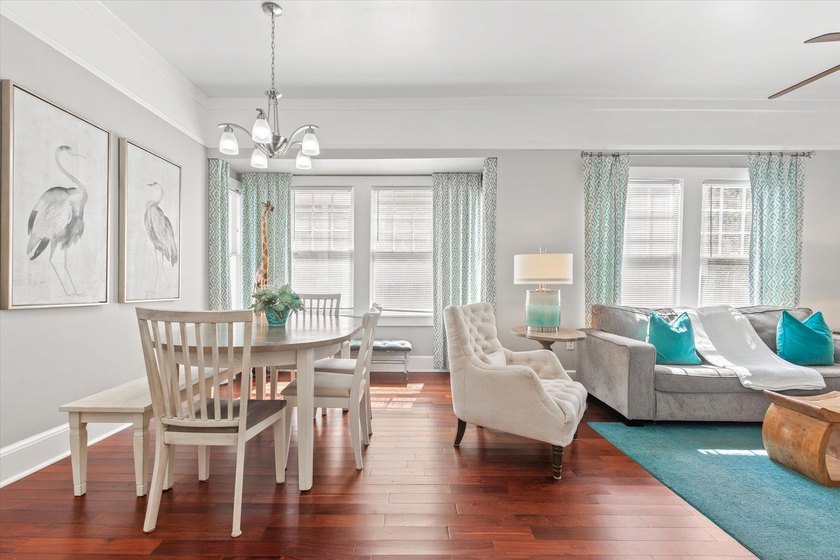 Beautifully restored and renovated 1919 vintage Florida - photo 11