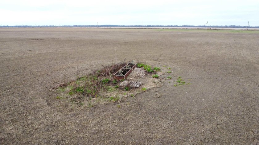 This farm, totaling 606.5 acres, is comprised of four tracts - photo 25