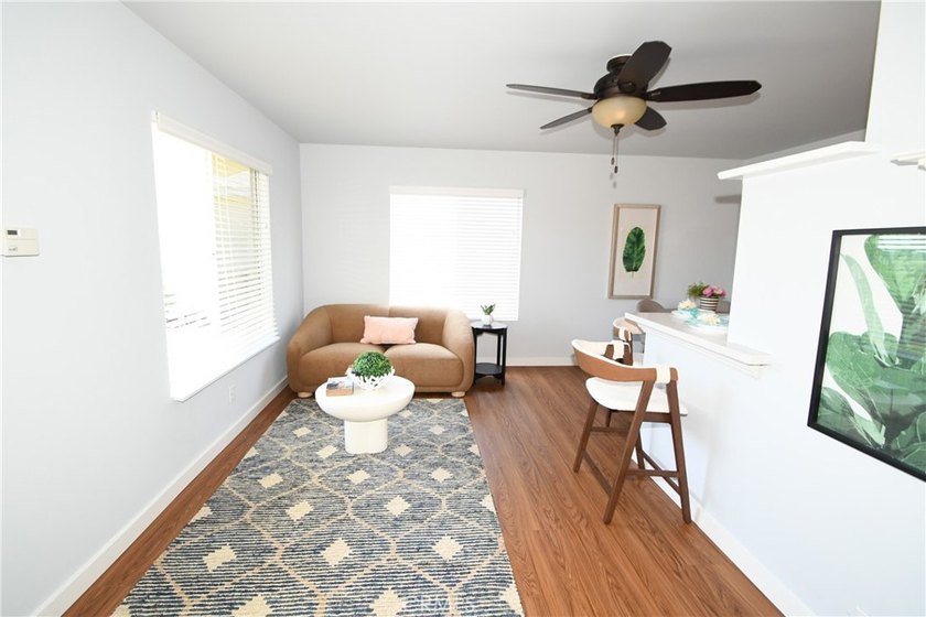 Welcome to this move in spacious, wonderfully located family - photo 24