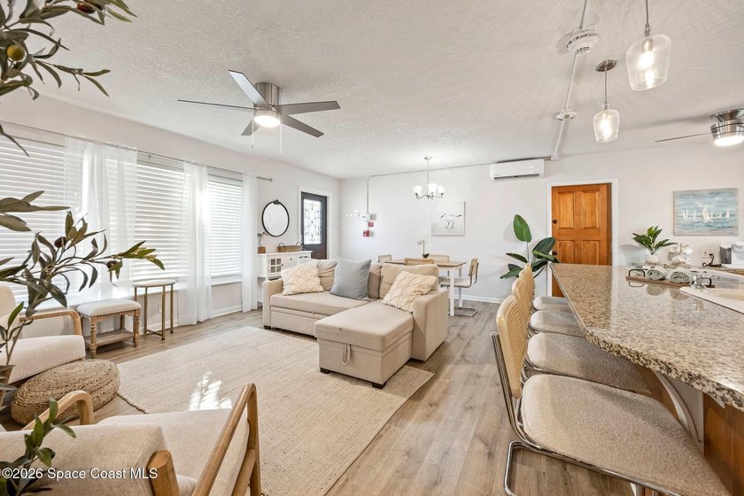 PHENOMENAL INVESTMENT OPPORTUNITY ONLY A FEW STEPS TO THE - photo 31