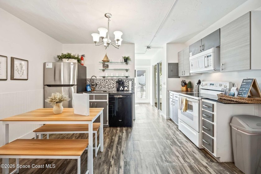 PHENOMENAL INVESTMENT OPPORTUNITY ONLY A FEW STEPS TO THE - photo 34