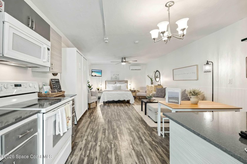 PHENOMENAL INVESTMENT OPPORTUNITY ONLY A FEW STEPS TO THE - photo 35