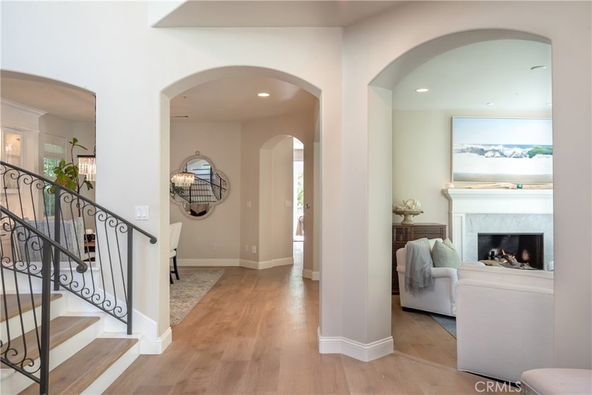706 Ave B - photo 5