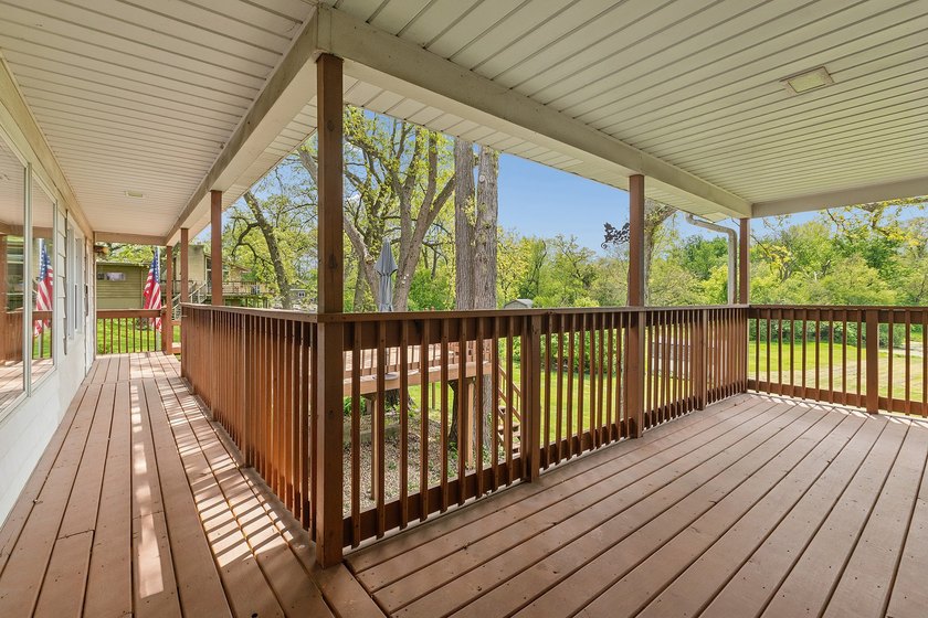 LAKE LIFE - right here in Homewood! Fabulous 1 acre property - photo 25