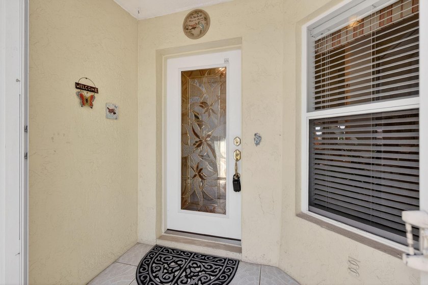 Enjoy stunning long lake views from sunrise to sunset in this - photo 6