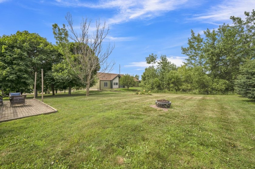 Fantastic 4-bedroom, 2-bathroom family home in Milford's - photo 33