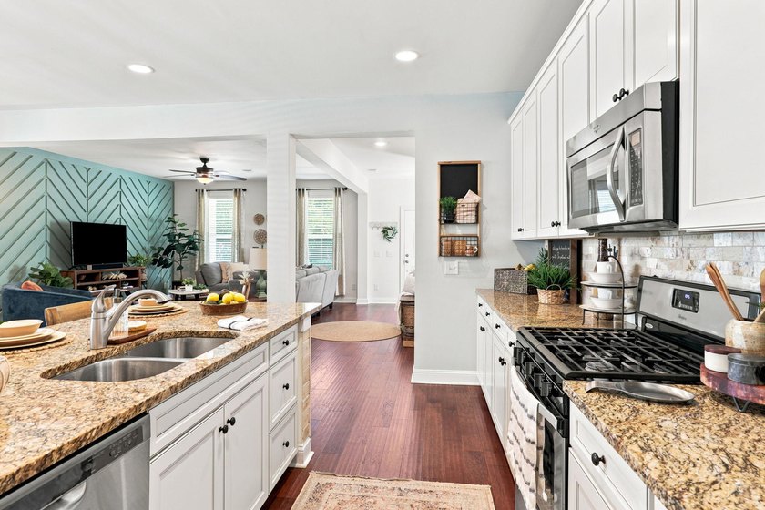 Welcome to 1594 Nautical Chart Drive, a beautifully appointed - photo 15