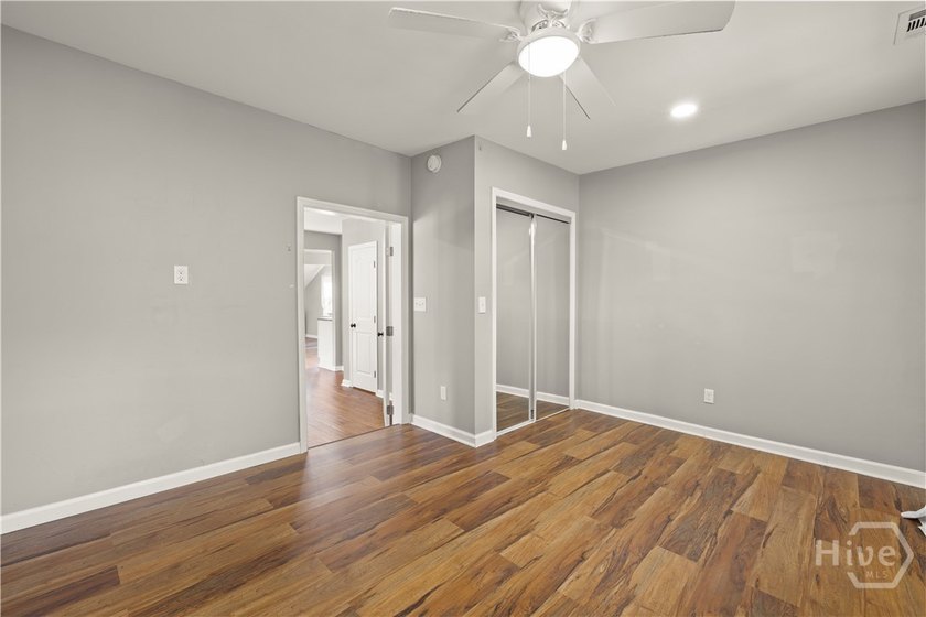 Welcome to an exceptional investment opportunity in a convenient - photo 42