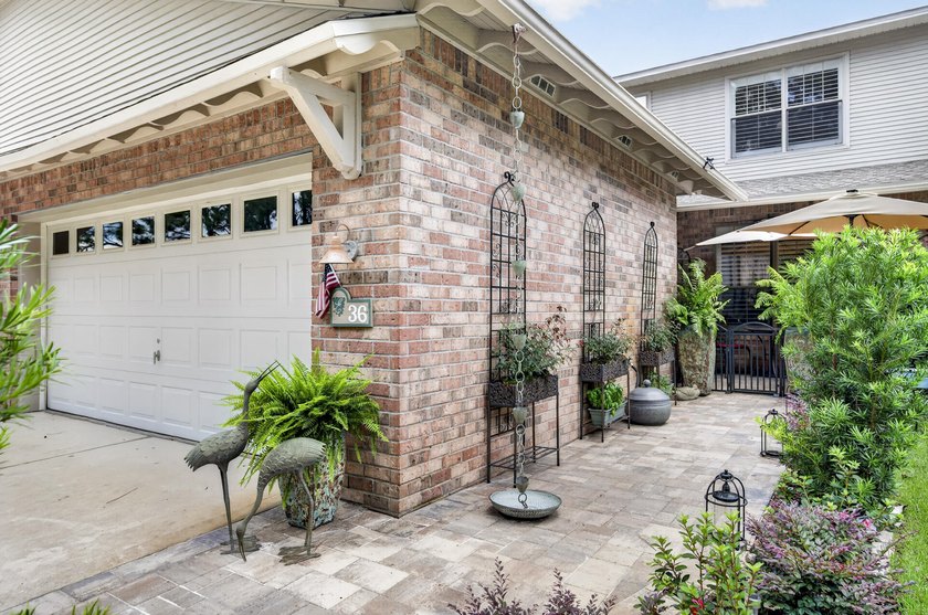 VALUE! This pristine 3-bedroom, 2.5-bath townhome offers over - photo 3