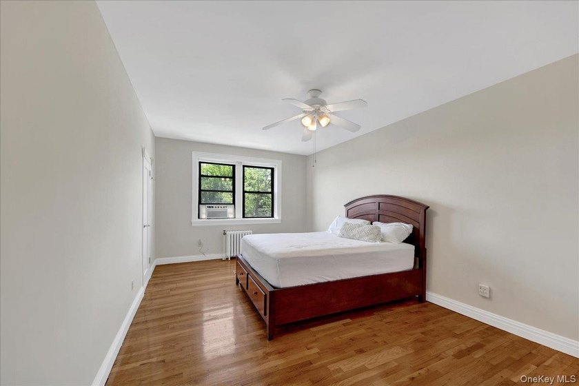 Beautiful Two-Bedroom Gem in the Heart of Pelham Manor! Located - photo 11