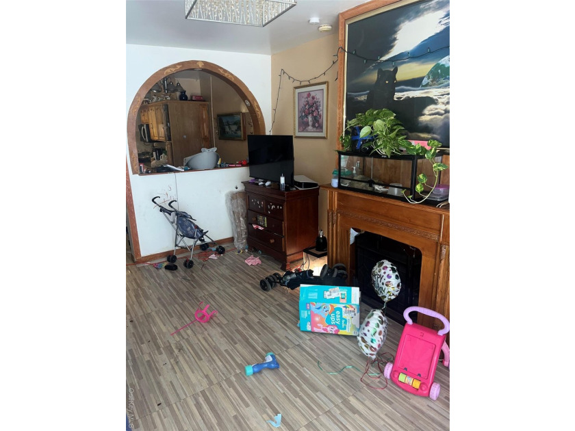 ACCEPTED OFFER Calling All Investors! Welcome to this two-family - photo 12
