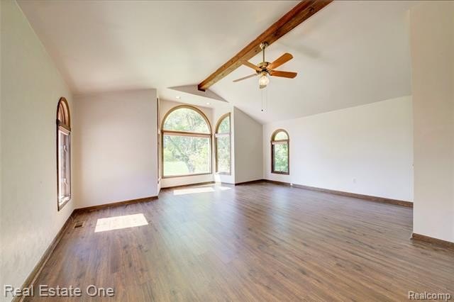 Welcome to 3125 Commerce Rd., in Milford Township! This - photo 23