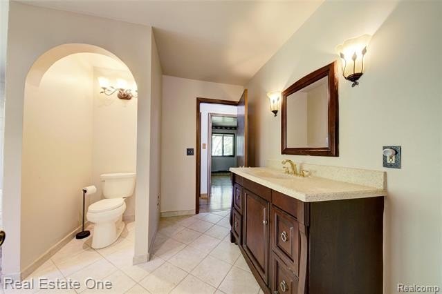 Welcome to 3125 Commerce Rd., in Milford Township! This - photo 28
