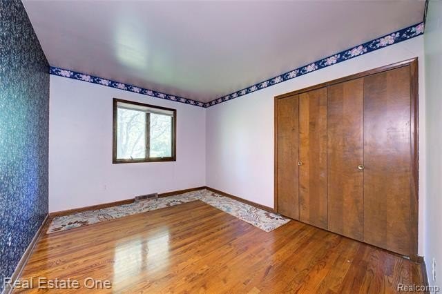 Welcome to 3125 Commerce Rd., in Milford Township! This - photo 35