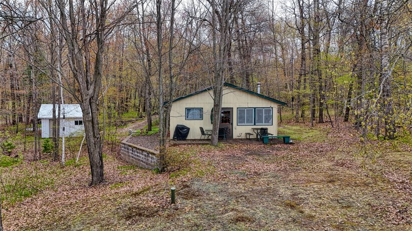 Tucked among the trees on the shores of beautiful Ellsworth Lake - photo 40
