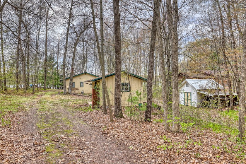 Tucked among the trees on the shores of beautiful Ellsworth Lake - photo 42