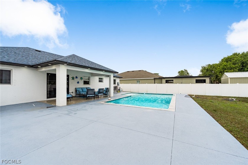Welcome to your dream home in the heart of Cape Coral! This - photo 3