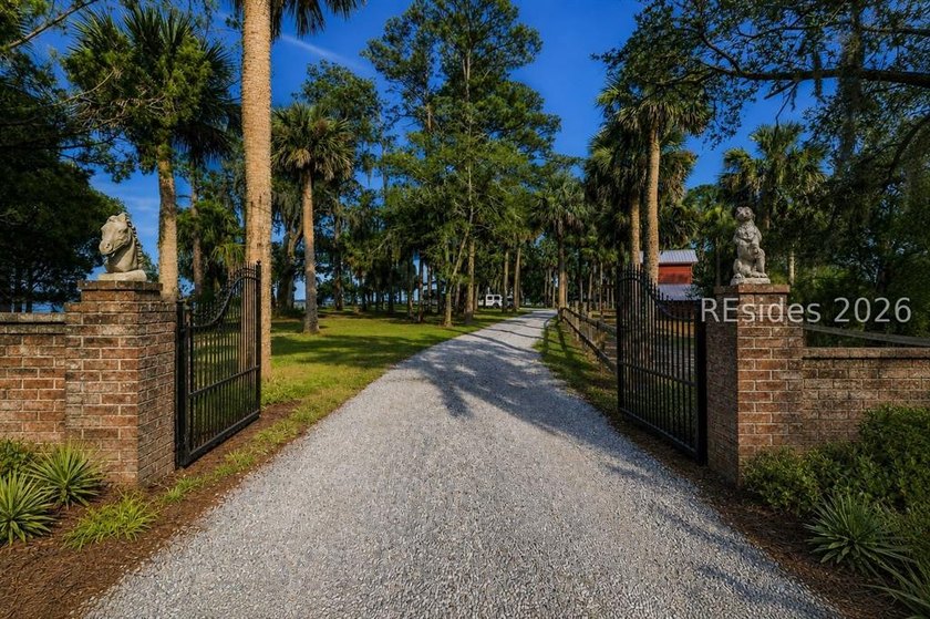 A Legacy Lowcountry Property Hidden in Plain Sight. Some - photo 21