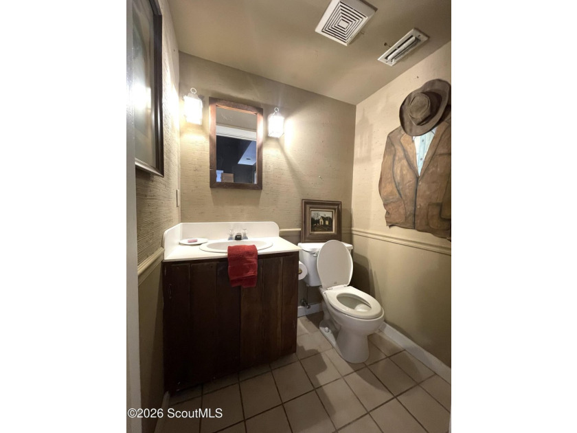 Located in the highly desirable Glynn Haven Estates Neighborhood - photo 24