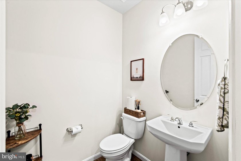 Why wait for new construction? This beautifully maintained - photo 7