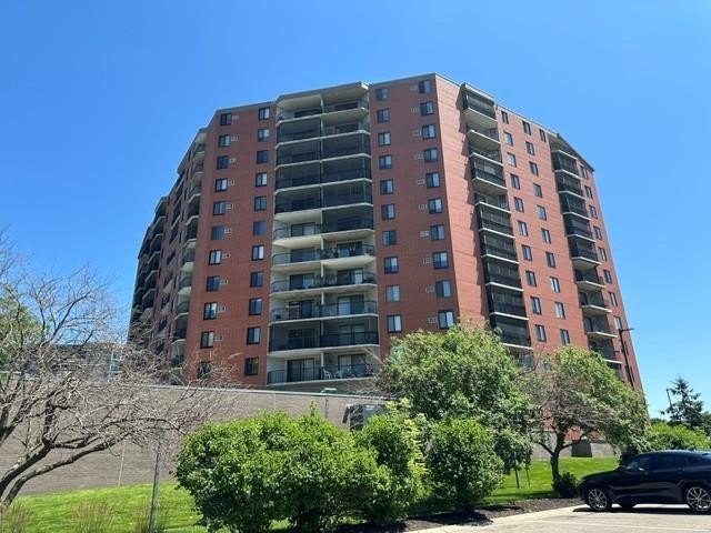 Age 55+ condo- beautiful corner 976 sqft CEDAR MODEL with great - photo 2