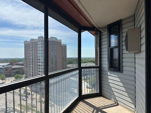 Age 55+ condo- beautiful corner 976 sqft CEDAR MODEL with great - photo 4